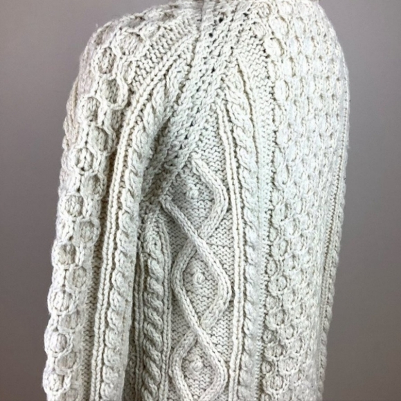 𝅺IRISH WOOL FISHERMAN CABLE CHUNKY KNIT HANDMADE OVERSIZED SWEATER - Picture 6 of 8